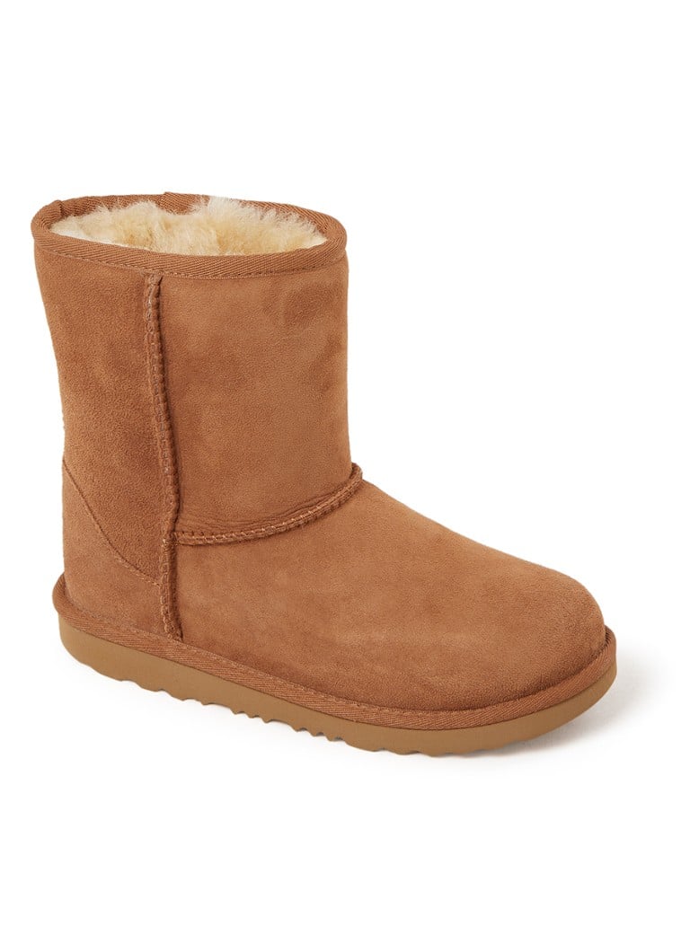 Cizme UGG Classic II Suede