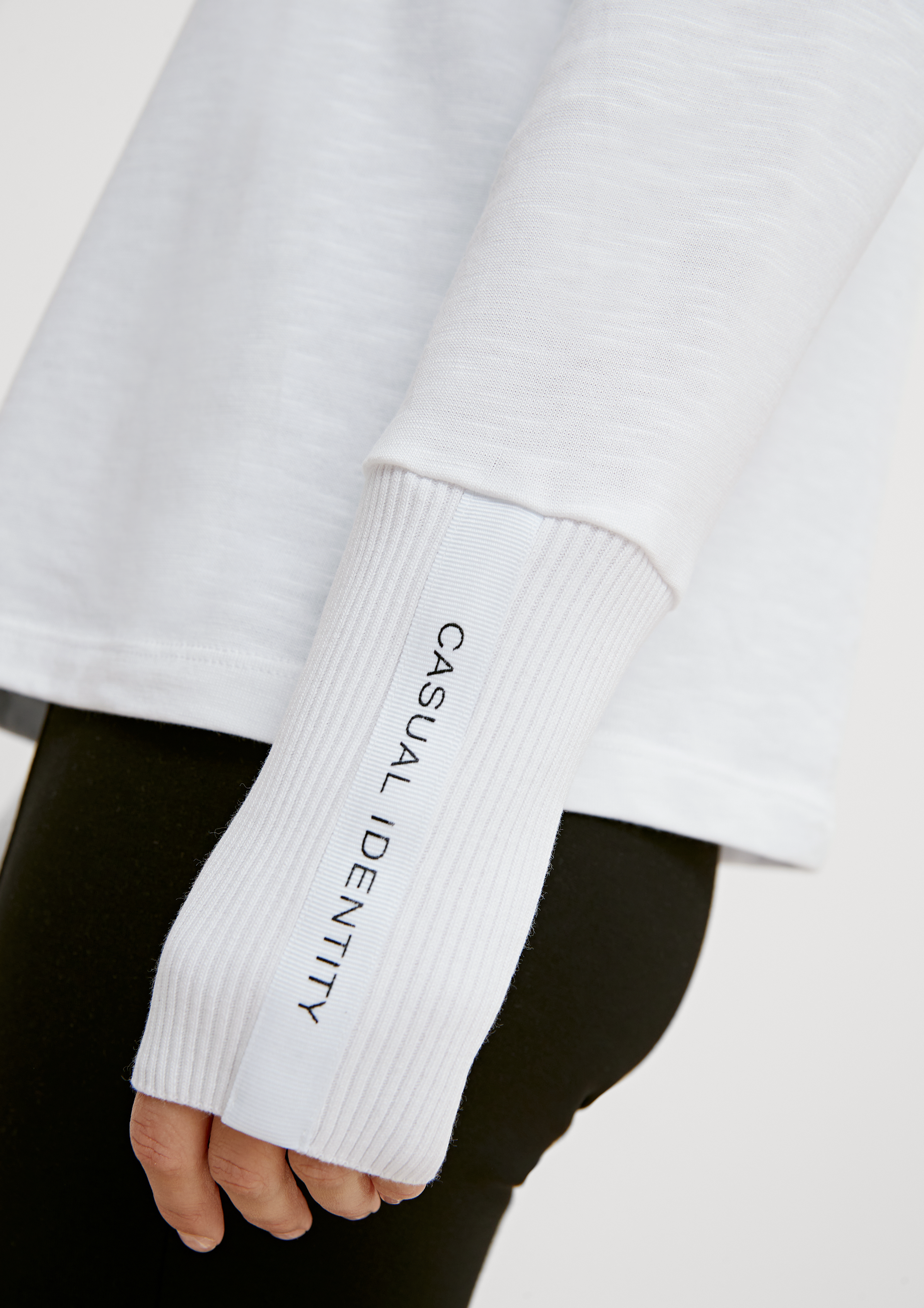 Langarmshirt aus Modalmix - weiß