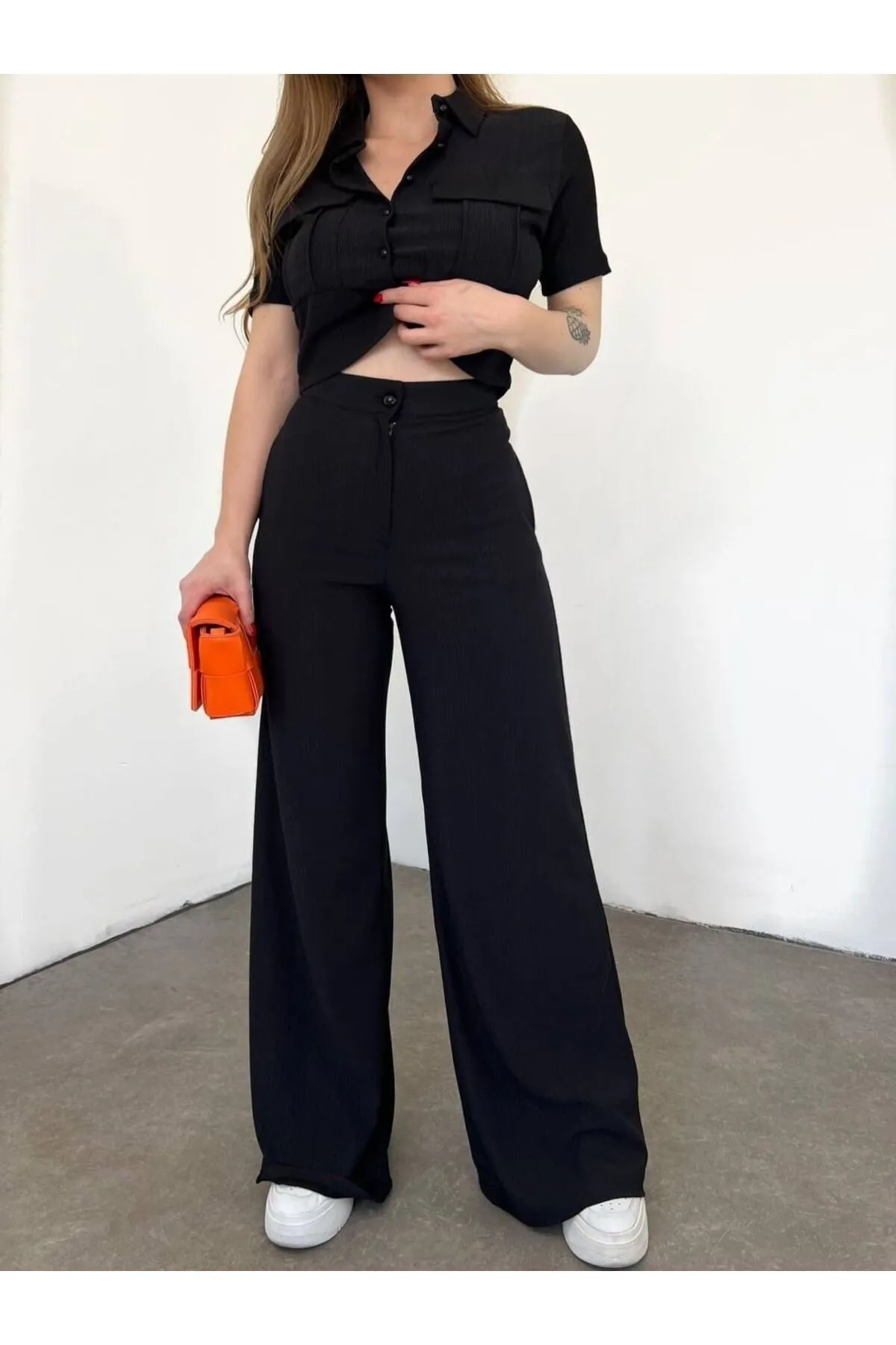 VOLT CLOTHİNG  Damen-Hosenanzug mit Knopfdetail und Kappe