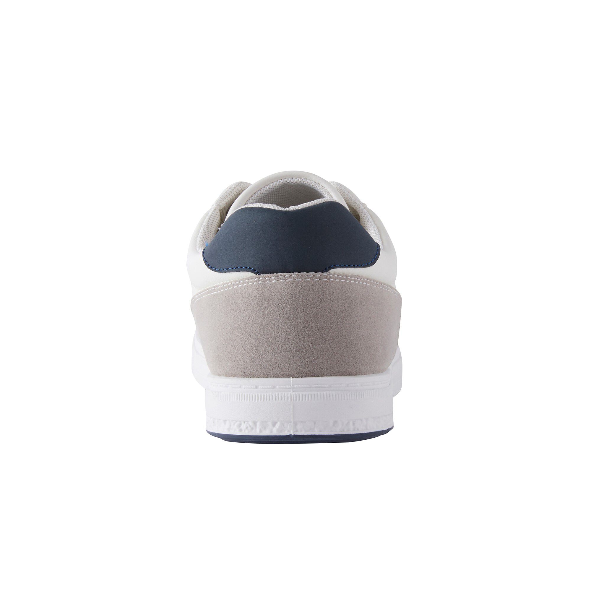 Baskets à lacets