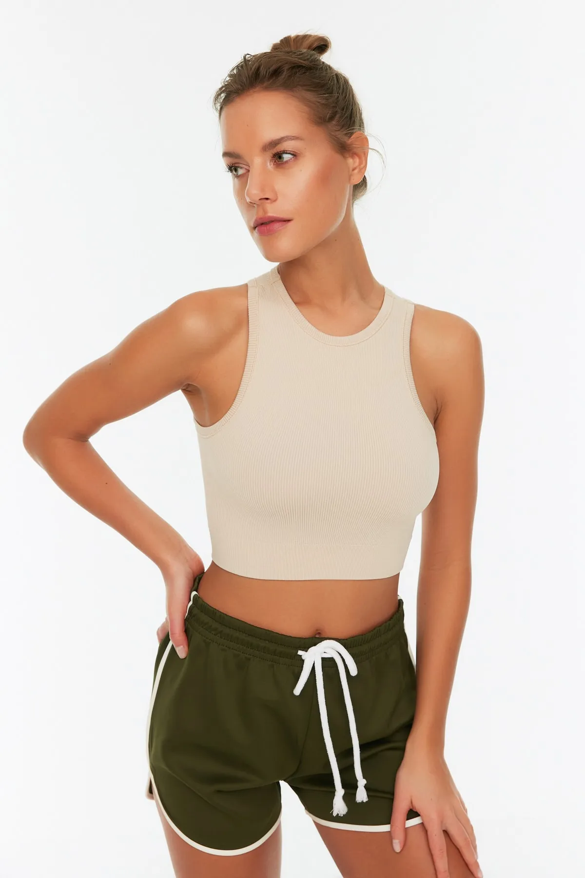 Trendyol Collection  Khaki-Stone 2-teiliger nahtloser/nahtloser, leicht stützender/formender gestrickter Sport-BH TWOSS22SS00000