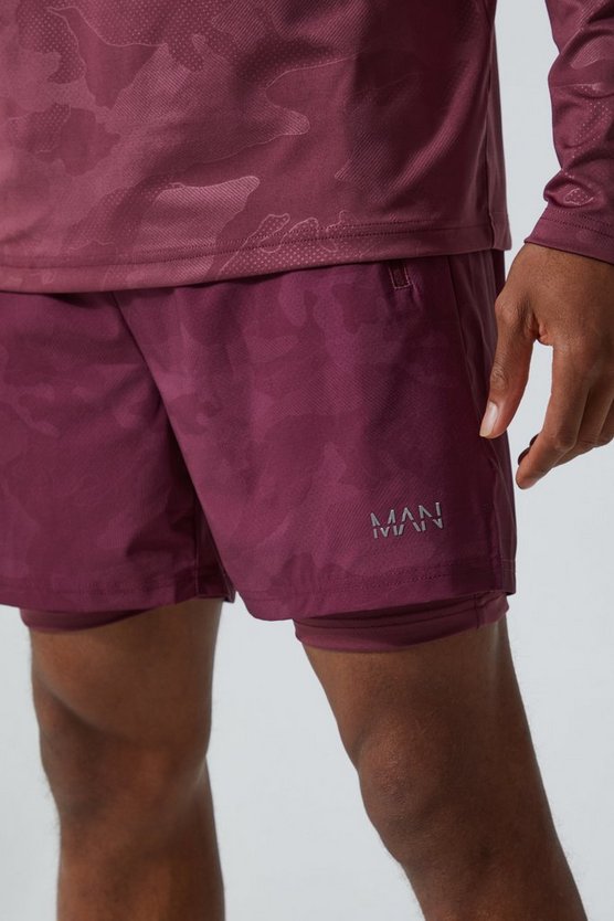 Man Active 2-in-1 Shorts mit Camouflage-Print