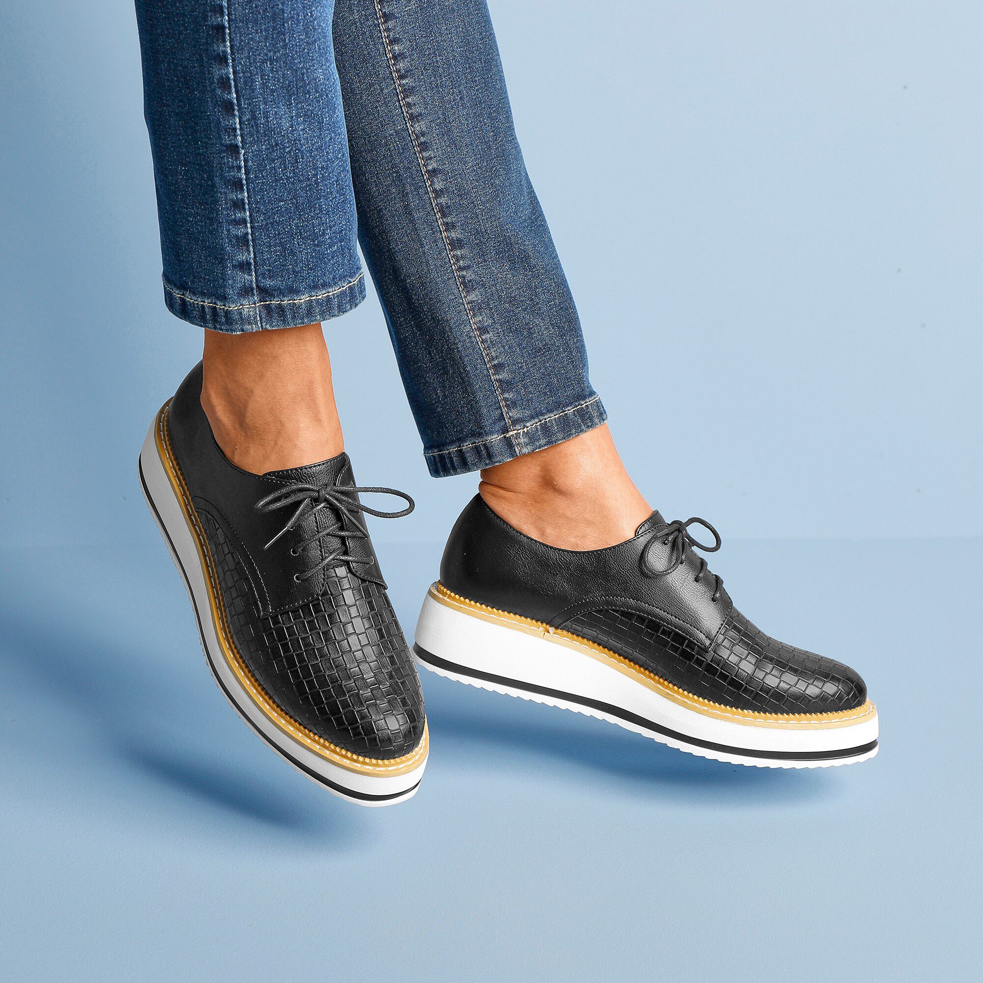 Derbies compensés effet tissé