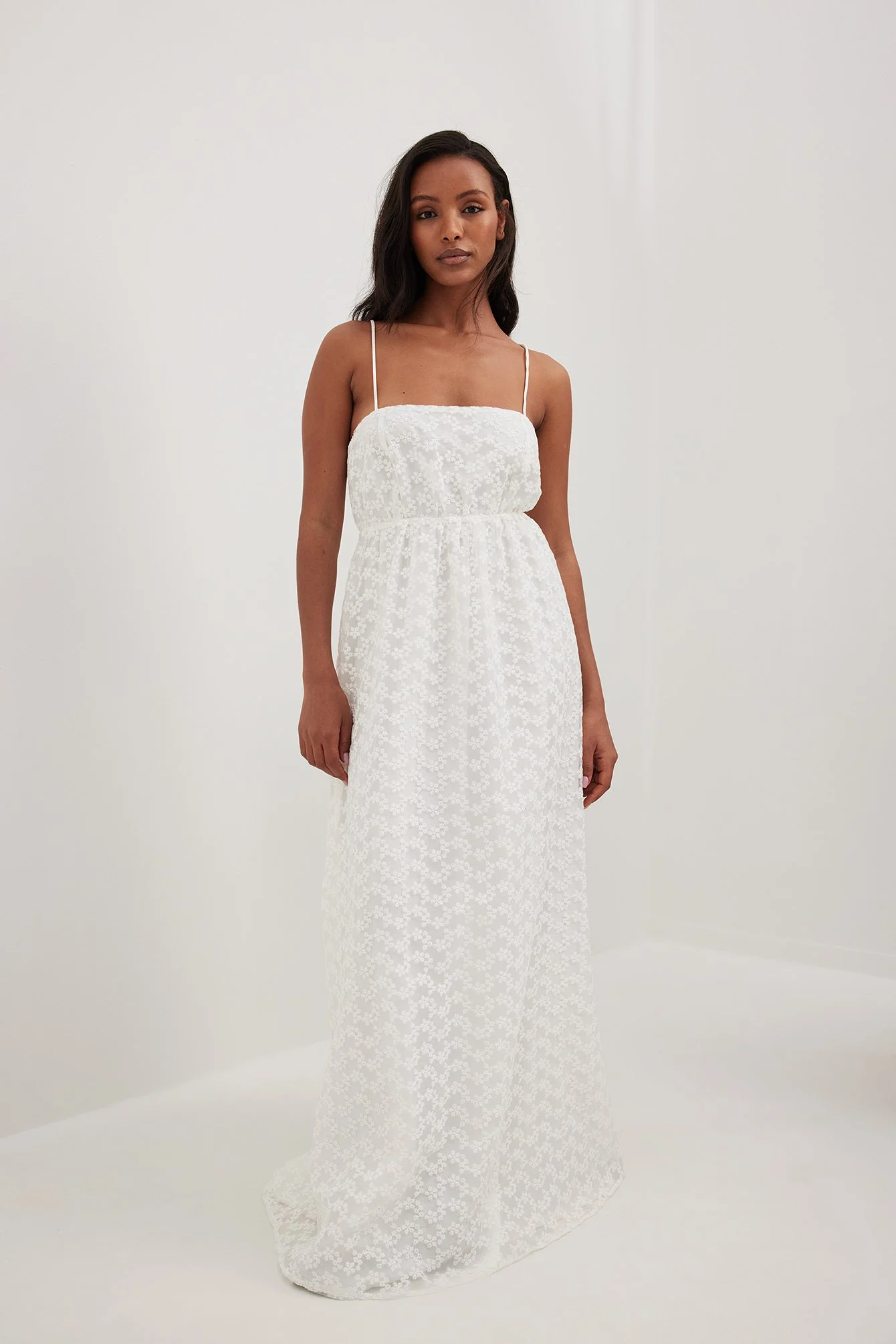 Kleid mit Stickerei