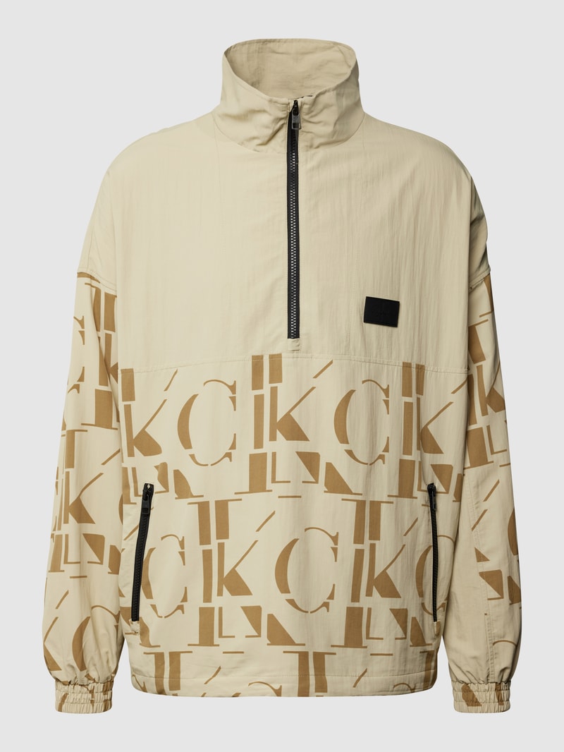 Jacke in Schlupfform in kitt