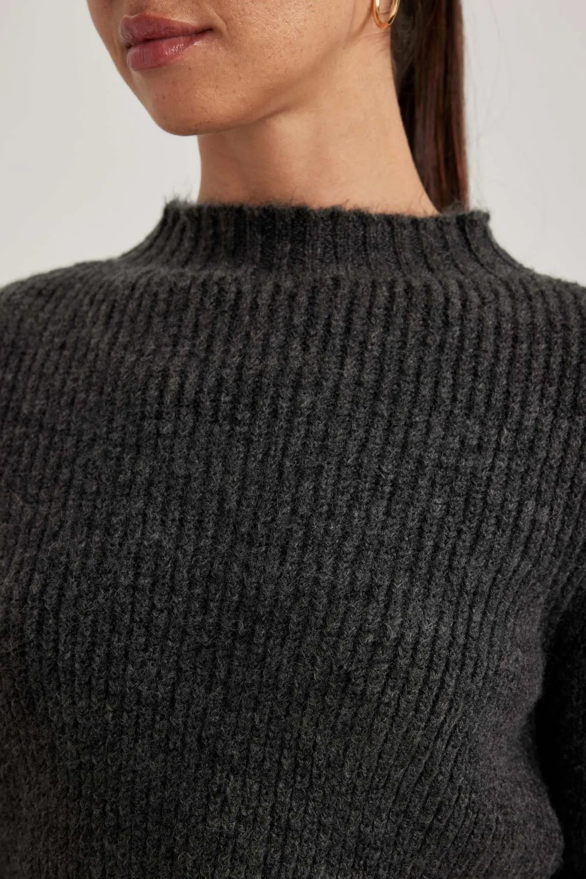 DeFacto  Taillierter, halber Rollkragenpullover aus Thessaloniki-Stoff