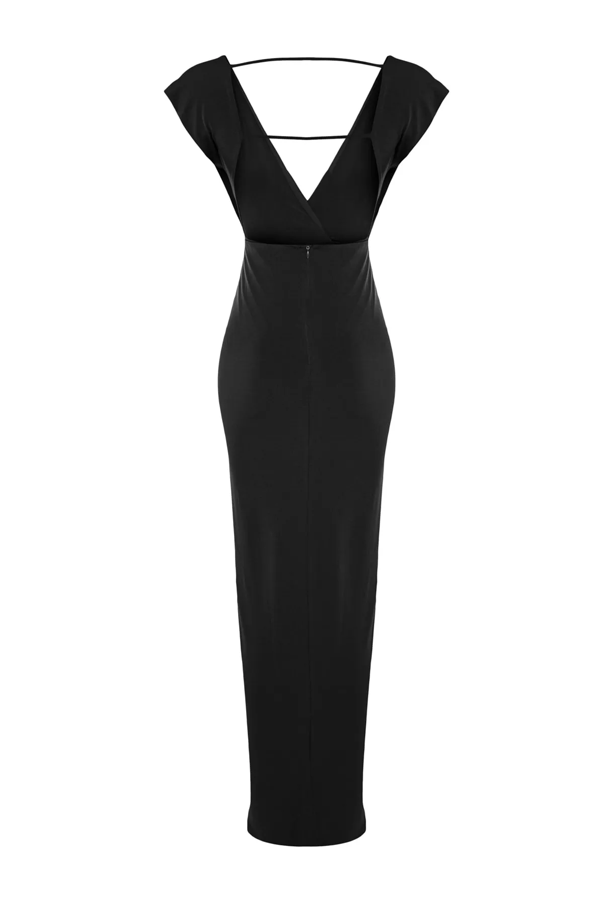 Trendyol Collection  Schwarzes, detailliertes, langes Abendkleid TPRSS22AE0034