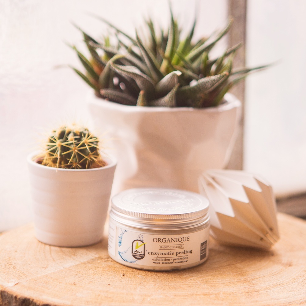 organique cosmetics Gommage visage aux herbes Gommage visage