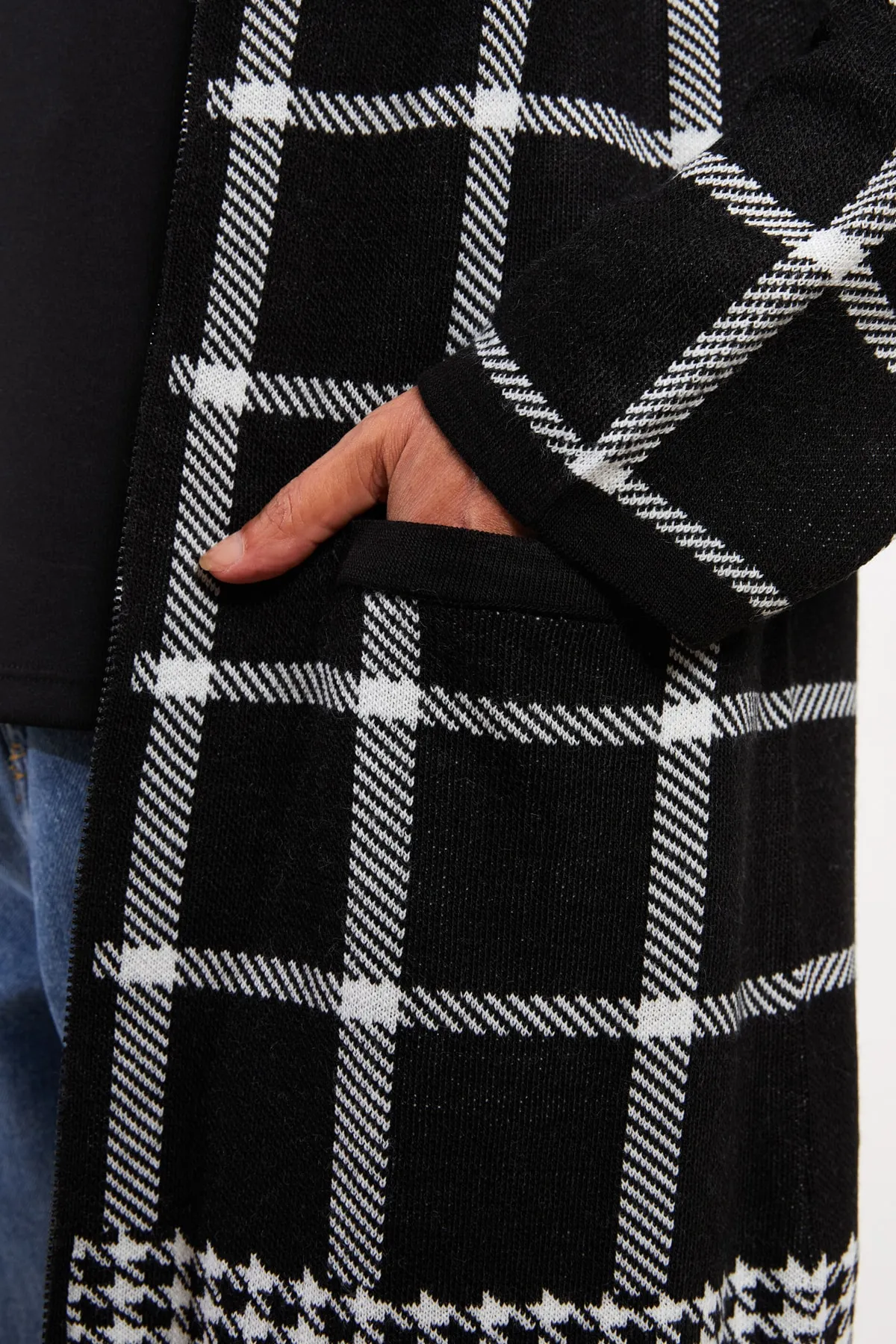 LC Waikiki  Strickjacke - Schwarz - Regular Fit