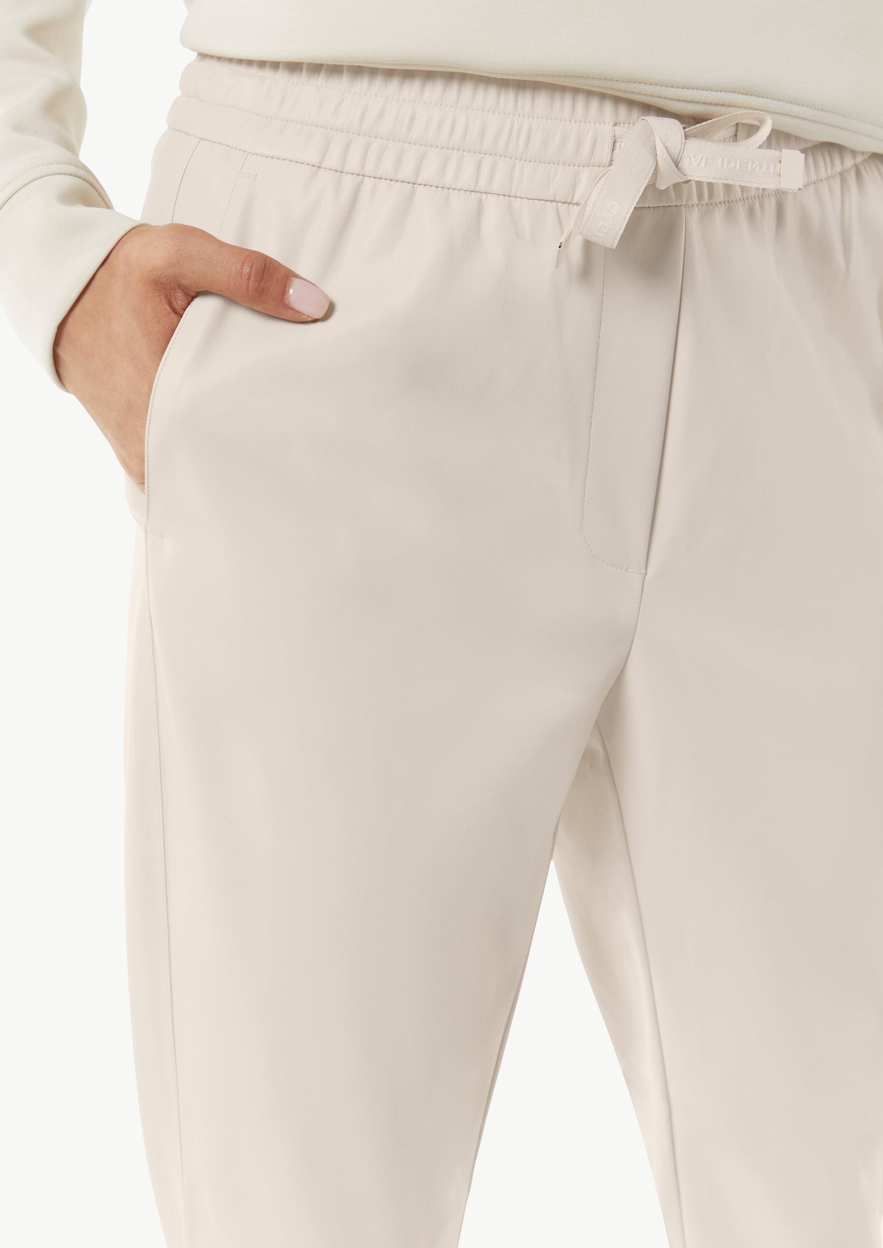 Joggpant aus Kunstleder - helles beige