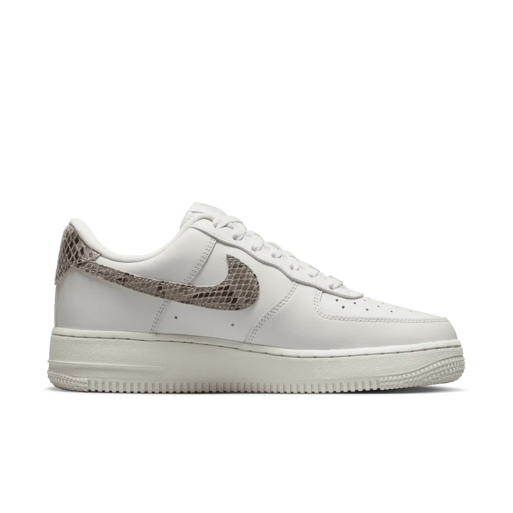 Nike Air Force 1 Low 07 DD8959-002 / weiss