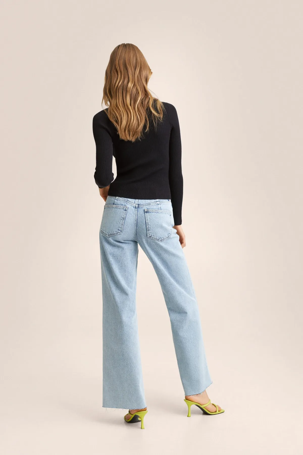 MANGO  Schwarzer Damenpullover 27014023