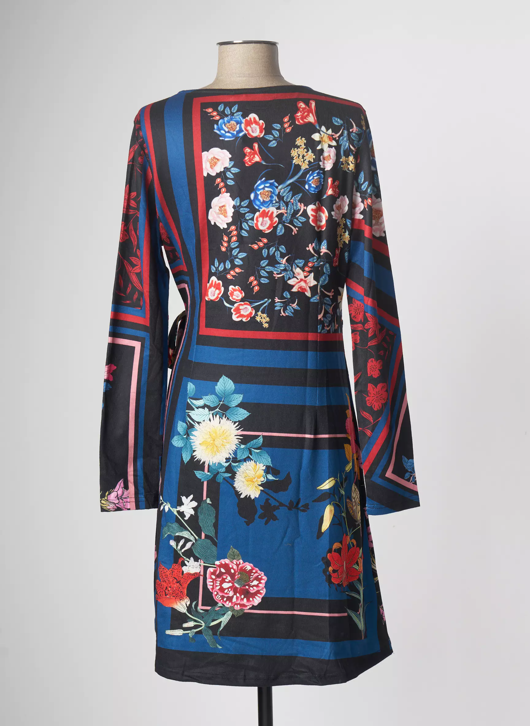 Multiples Robes Mi Longues Femme couleur noir