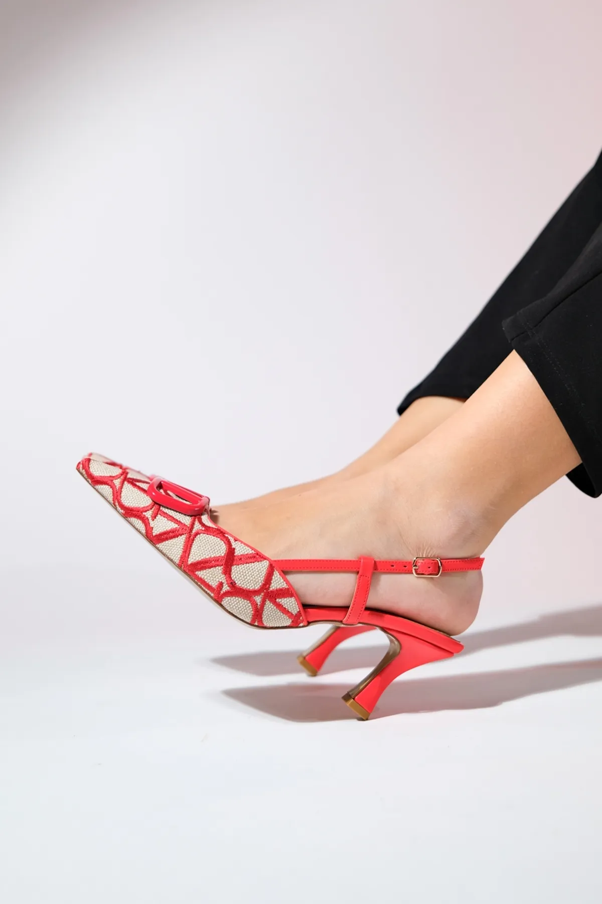 LuviShoes  BOİRO Rote Damenschuhe mit offenem Absatz