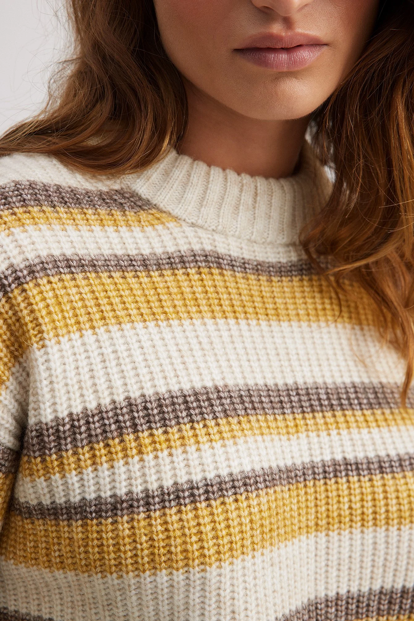 Gestreifter Oversized-Strickpullover