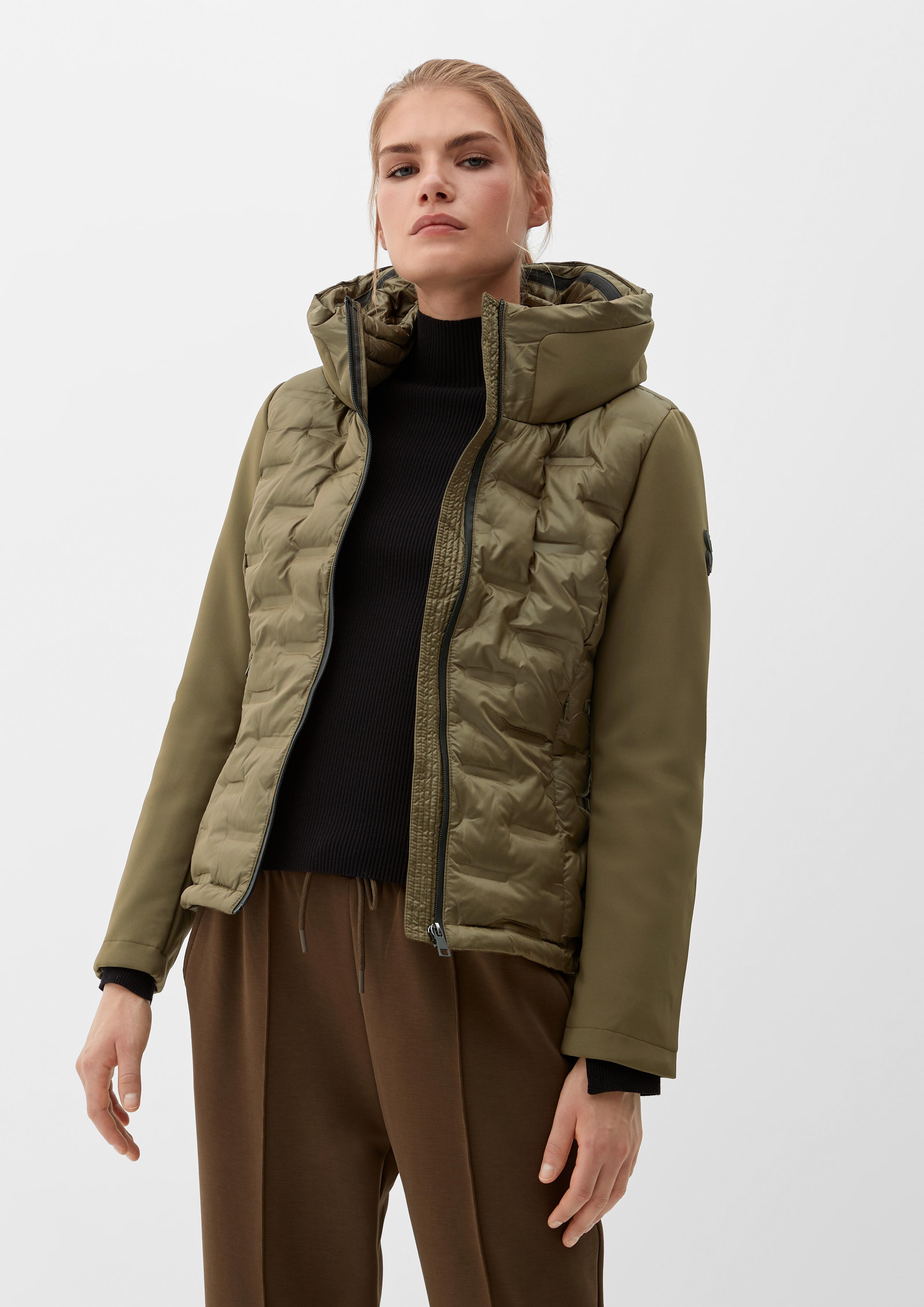 Jacke mit verstaubarer Kapuze  EME-2120478-7946