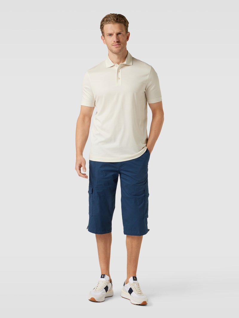 Caprihose mit Eingrifftaschen in blau