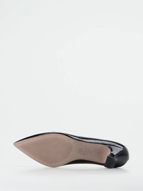 Slipper-15180090048 Kennel & Schmenger