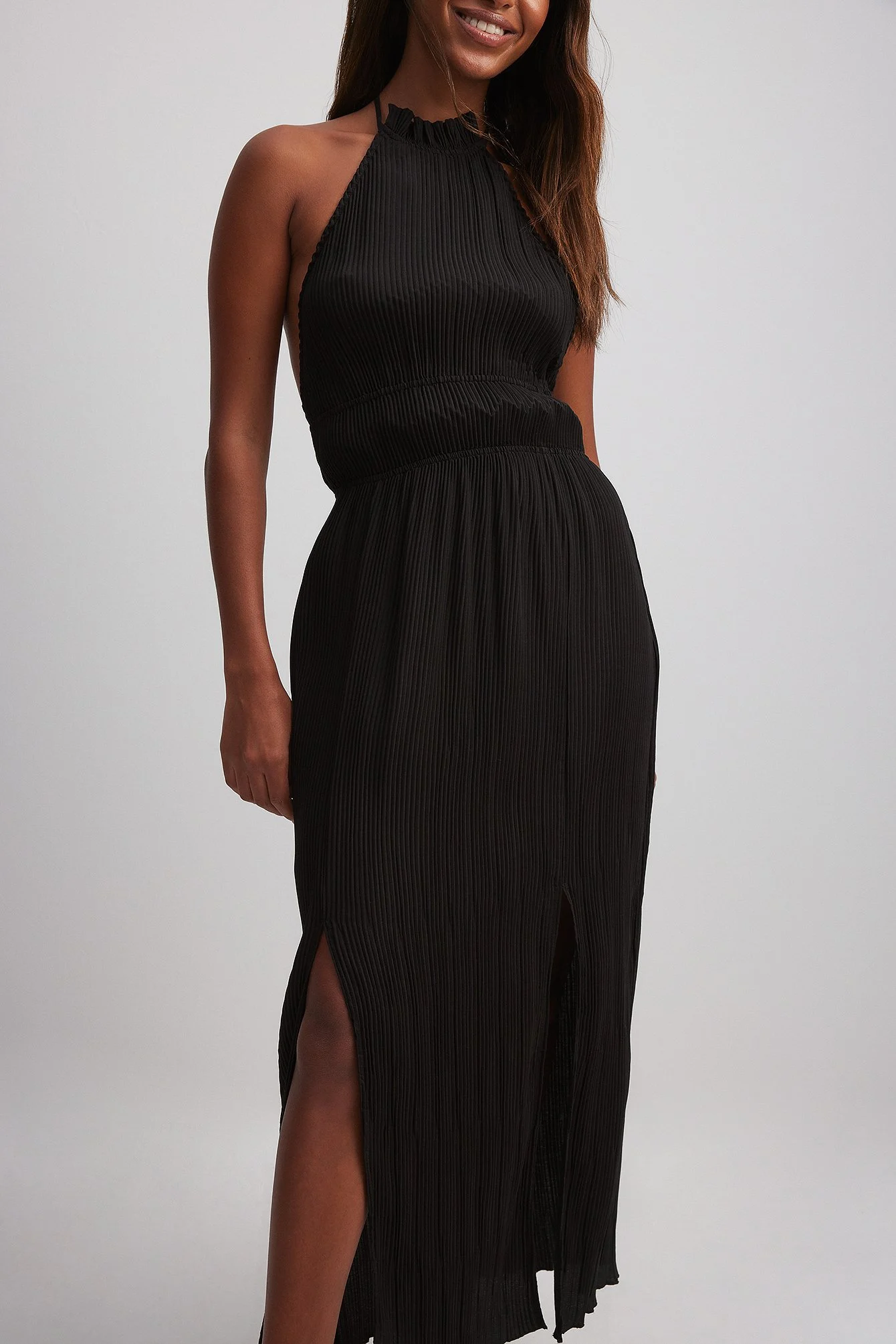 Strukturiertes Maxikleid mit Neckholder