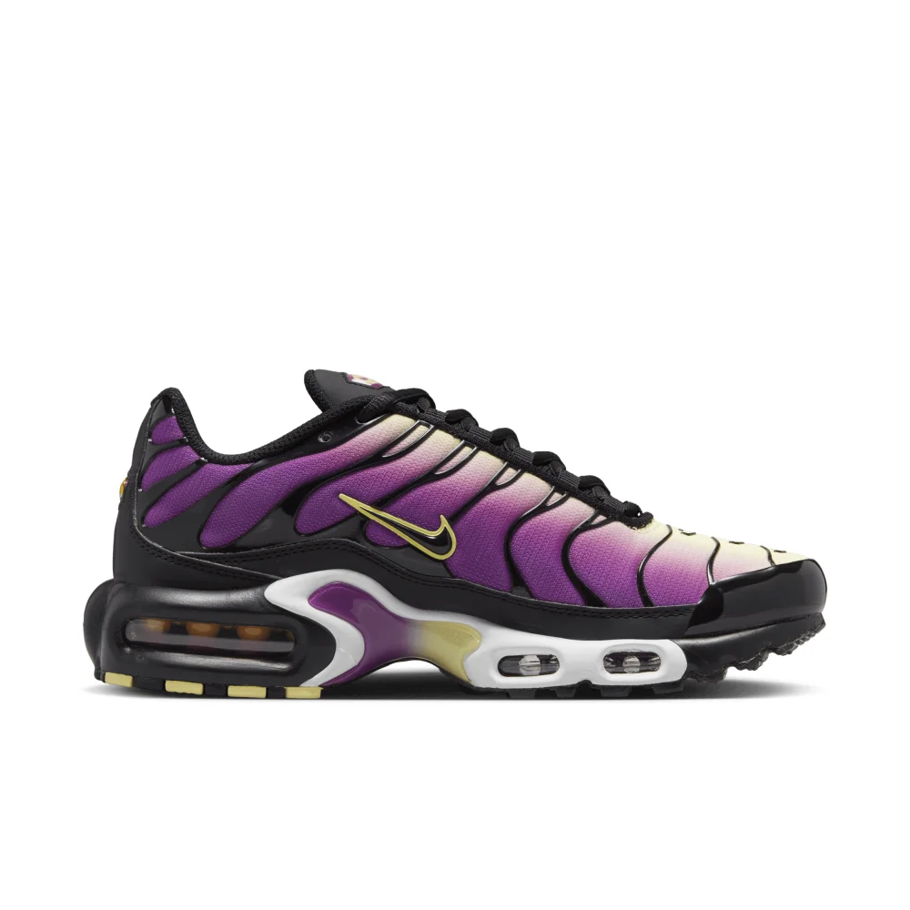 Nike Air Max Plus FN3485-001 / schwarz