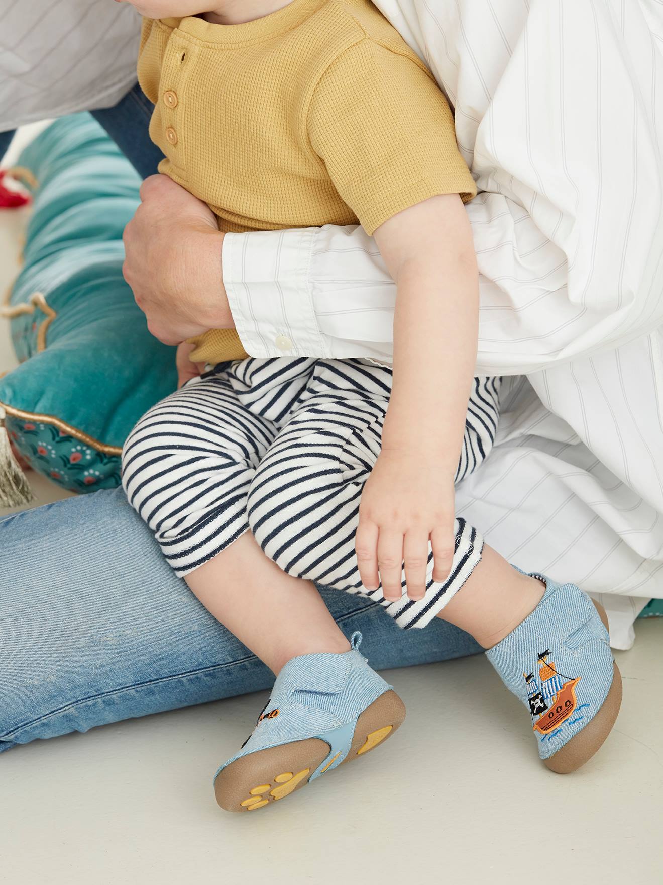 Chaussons scratchés bébé garçon en toile denim denim