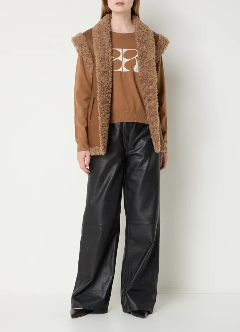 STUDIO AR by Arma Nerine reversible waistcoat made of teddy