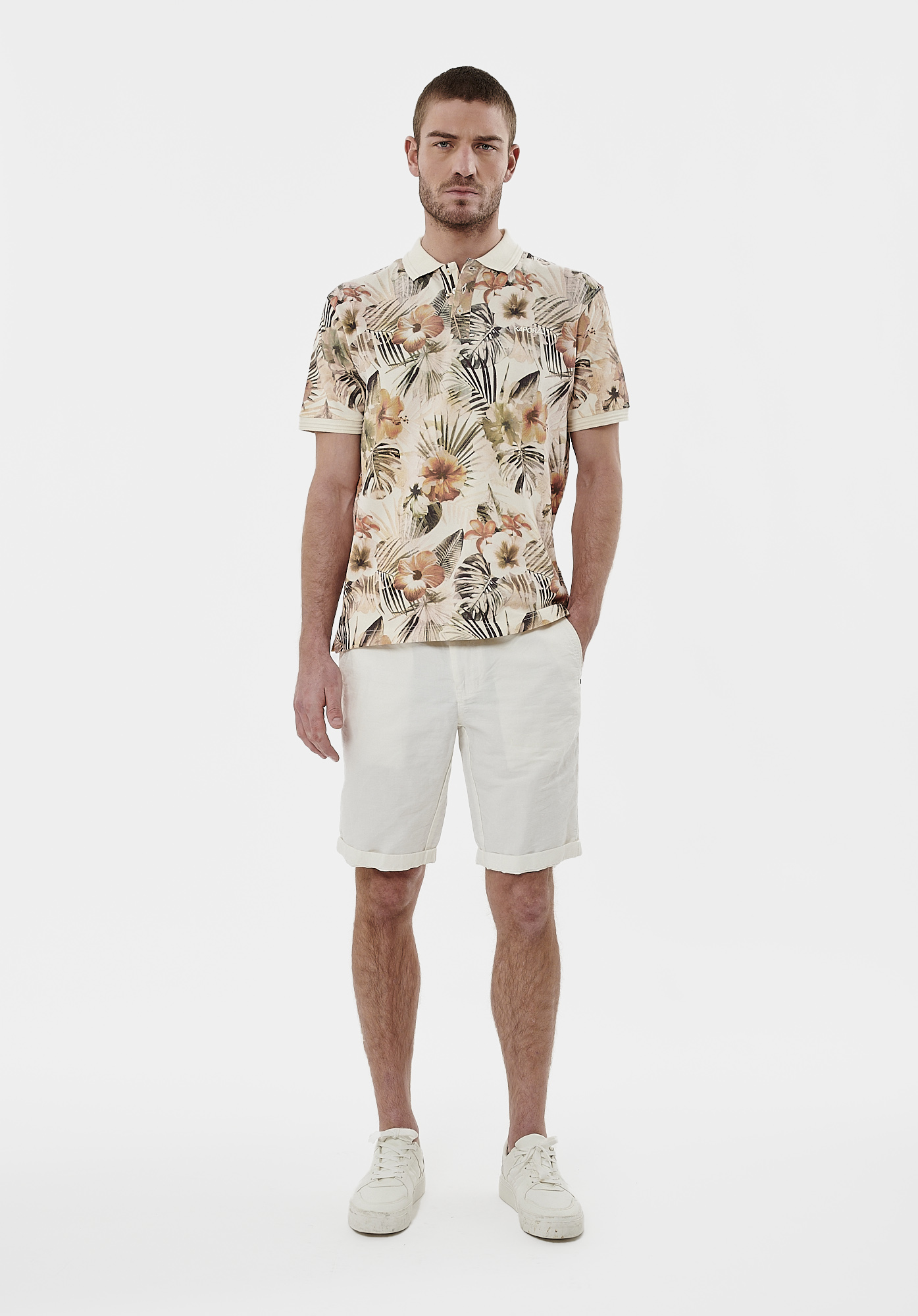NAPPO  Polo fleuri beige Homme en 100% coton