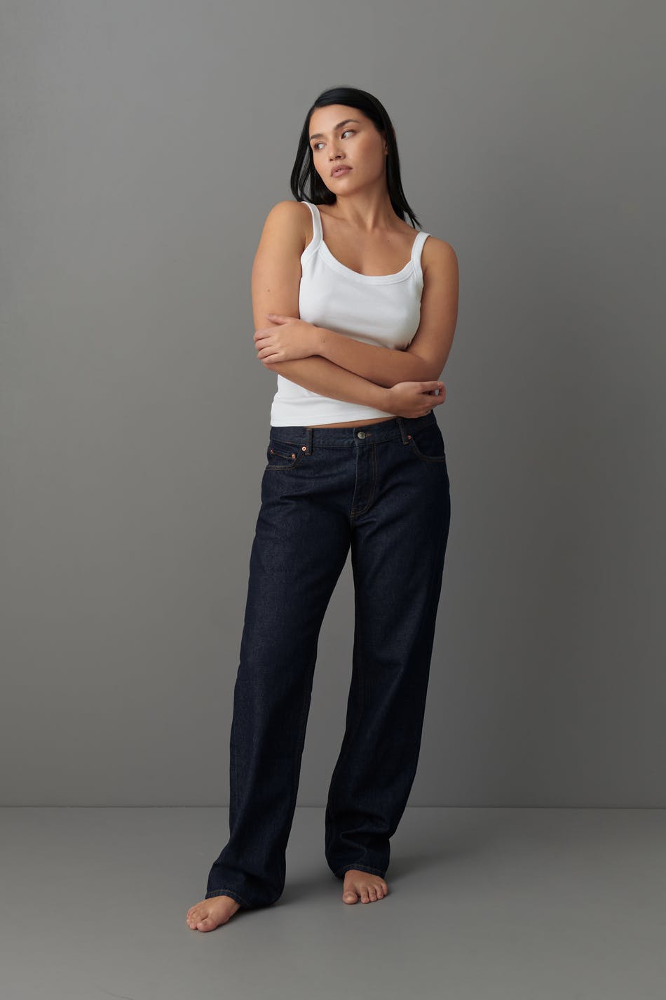 Low straight jeans