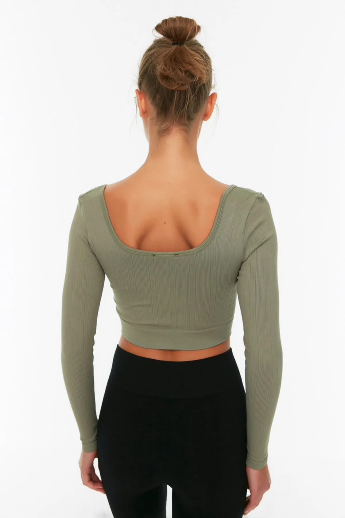 Trendyol Collection  Khaki Seamless/Seamless Crop Extra dehnbares gestricktes Sportoberteil/Bluse TWOAW22BZ0450