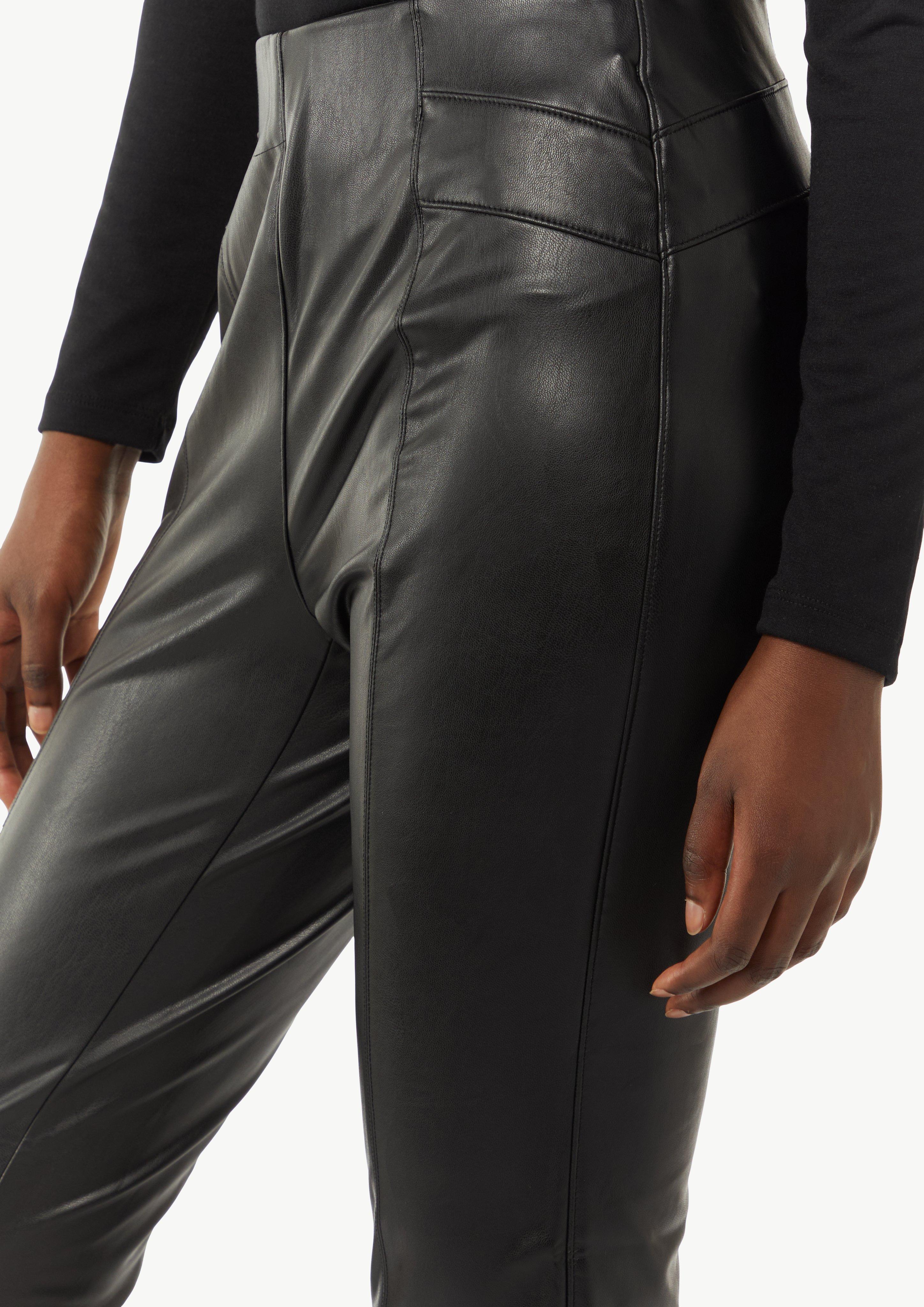 Elastische Leggings aus Lederimitat - schwarz