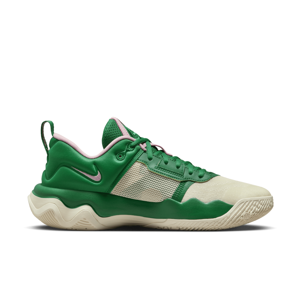 Nike Giannis Immortality 3 DZ7533-300 / grün