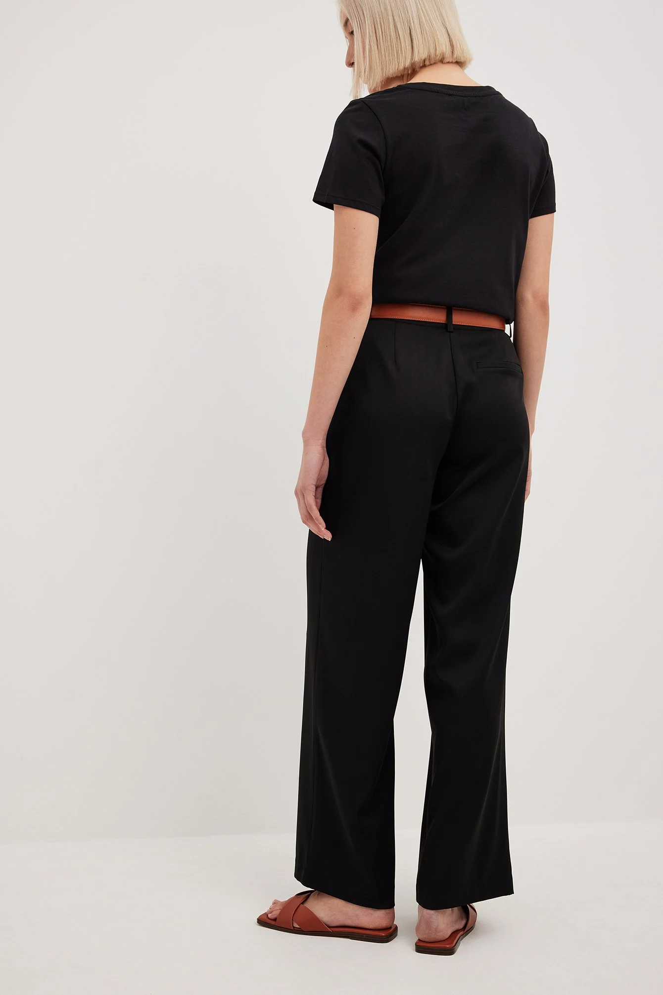 Anzughose mit mittlerer Taille und geradem Bein