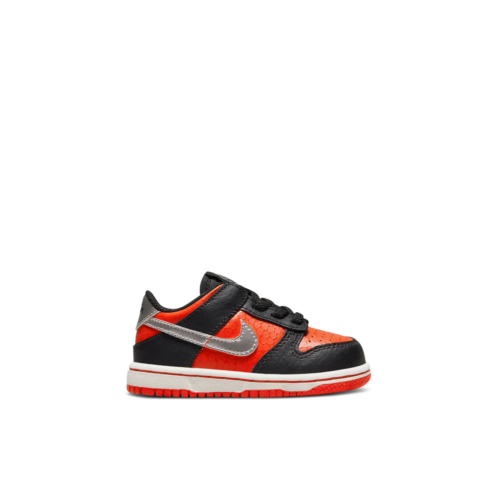 Nike Dunk Low DV1987-001 / schwarz