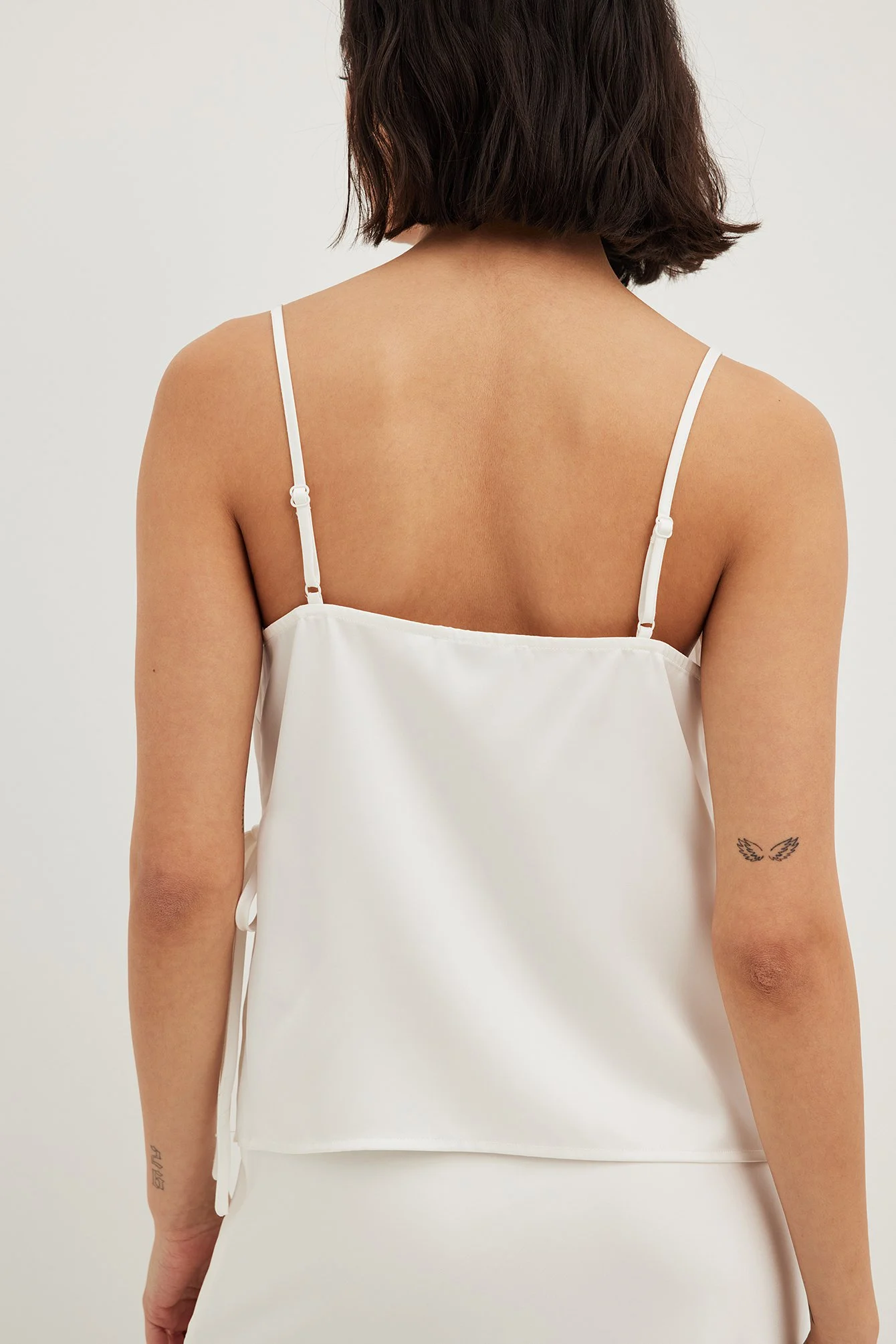 Überlappendes Satin-Singlet