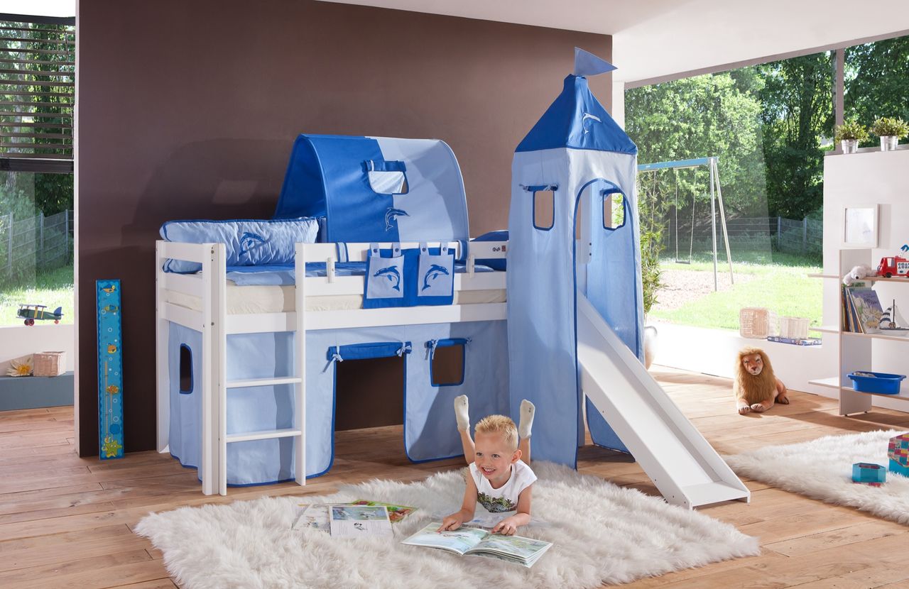 Relita Halbhohes Spielbett ALEX mit Rutsche/Turm/Tunnel Buche massiv weiß lackiert mit Stoffset blau/delfin
