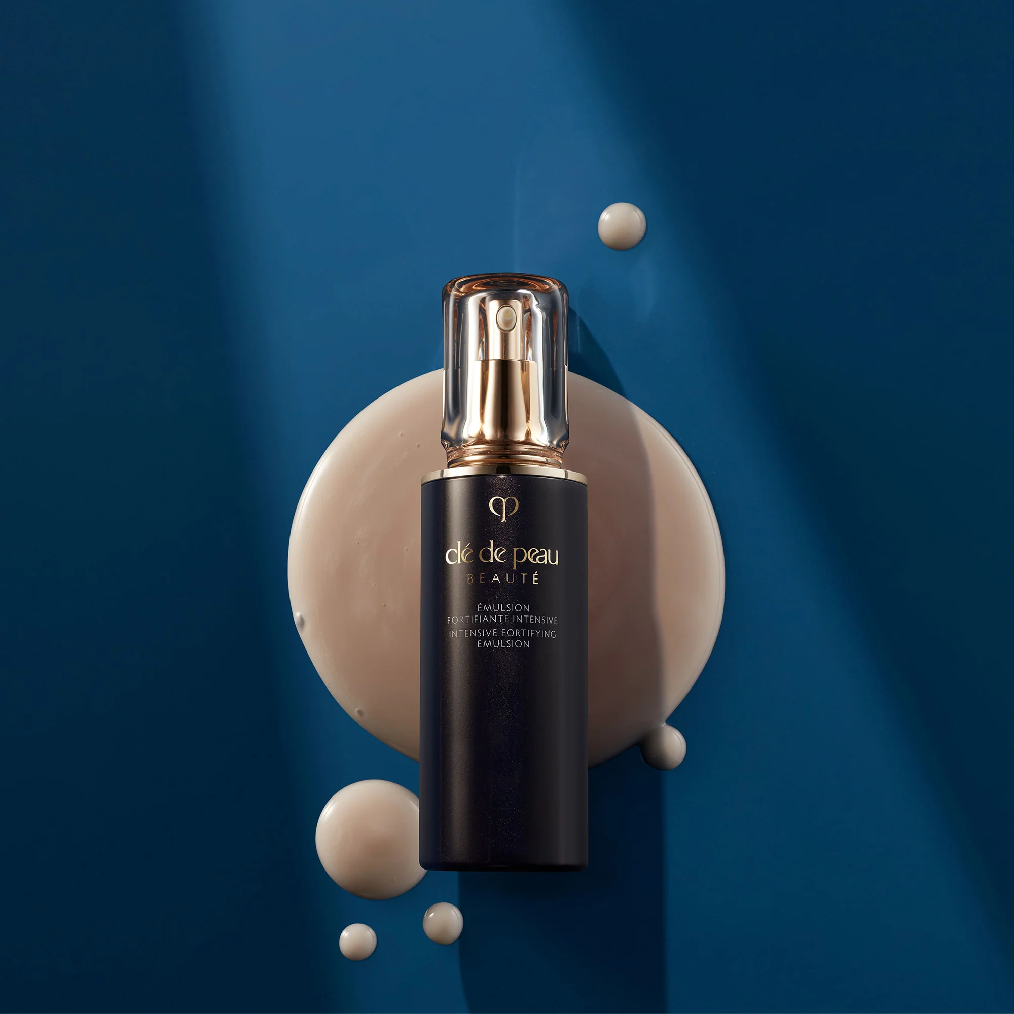 Key Radiance Care Intenzívna posilňujúca emulzia - Globálna nočná starostlivosť o tvár, Pleťový fluid s globálnym efektom
