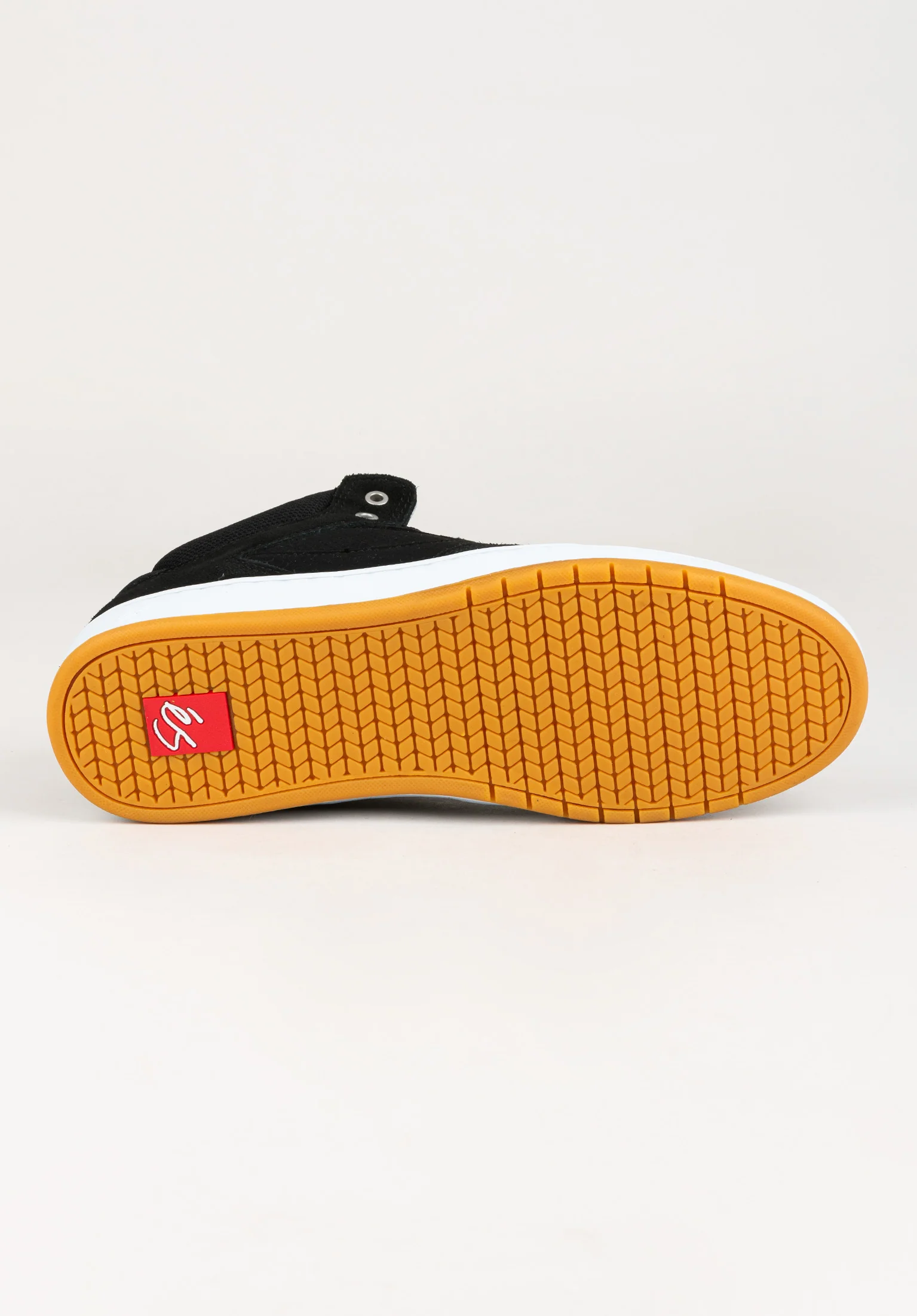 Accel Slim Mid