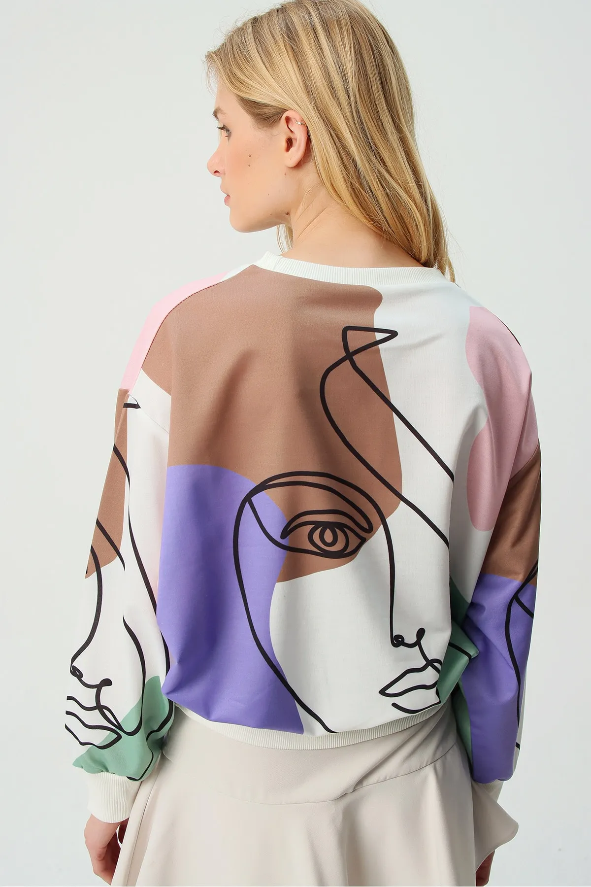 Trend Alaçatı Stili  Sweatshirt - Mehrfarbig - Oversized
