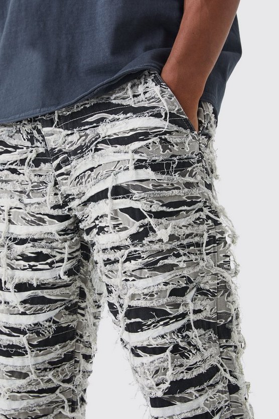 Lockere zerrissene Camouflage-Hose