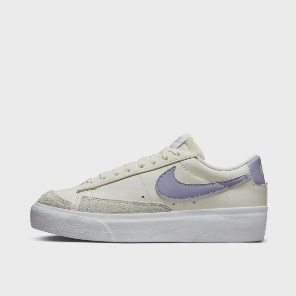 Nike Blazer Low Platform DJ0292-110 / weiss