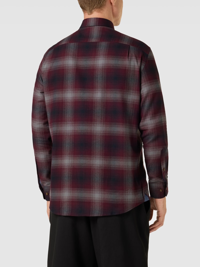 Regular Fit Freizeithemd mit Button-Down-Kragen in bordeaux rot