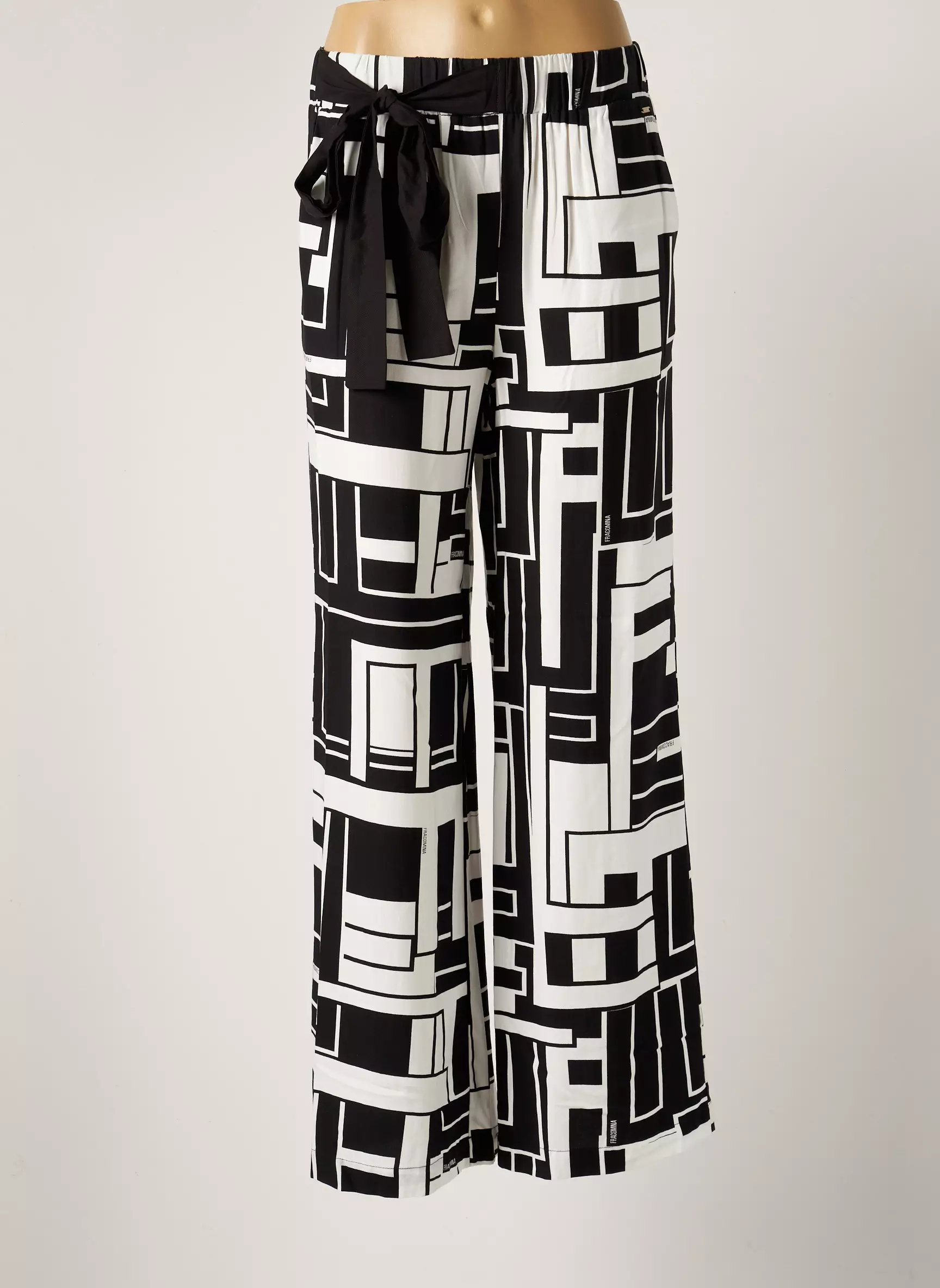 Fracomina Pantalons Larges Femme couleur noir