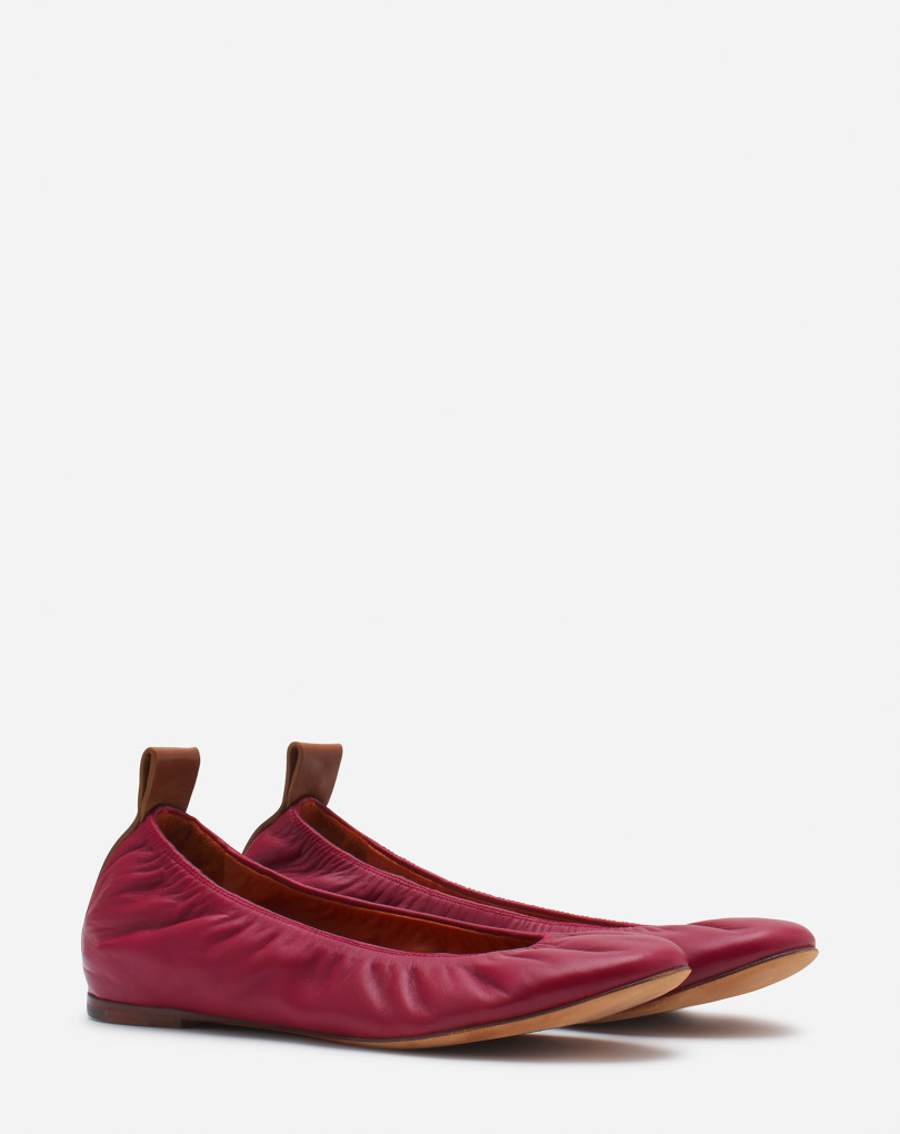 LA BALLERINE EN CUIR