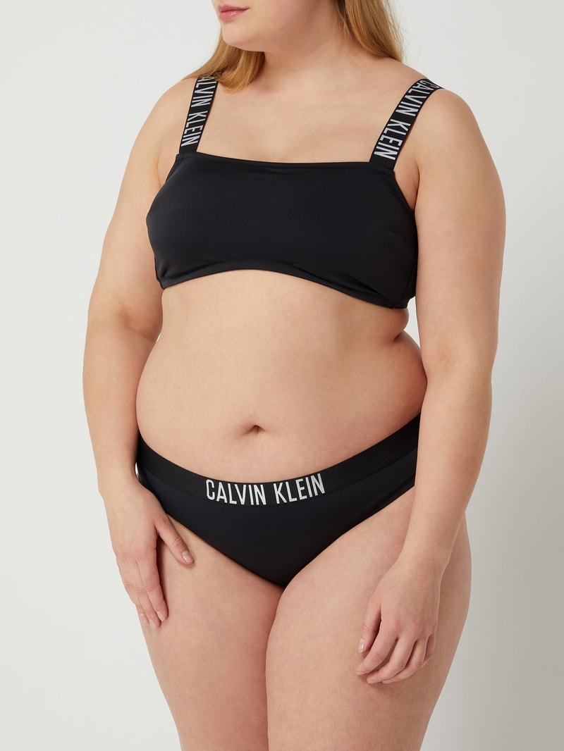 PLUS SIZE Bikini-Hose mit Logo-Bund in schwarz