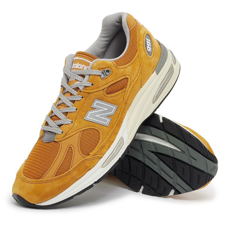 New Balance 991v2 