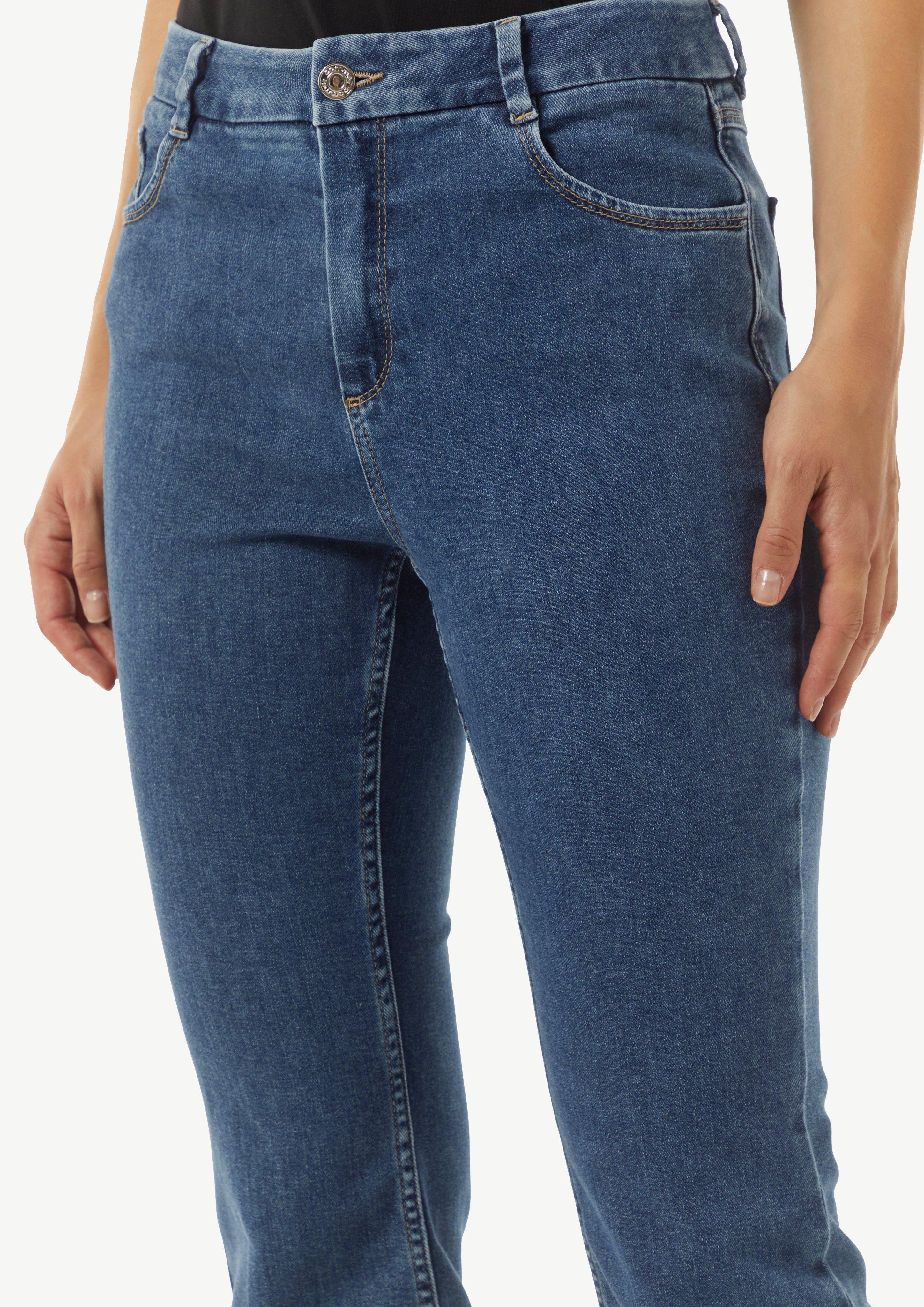 Ausgestellte Ankle-Jeans - blau