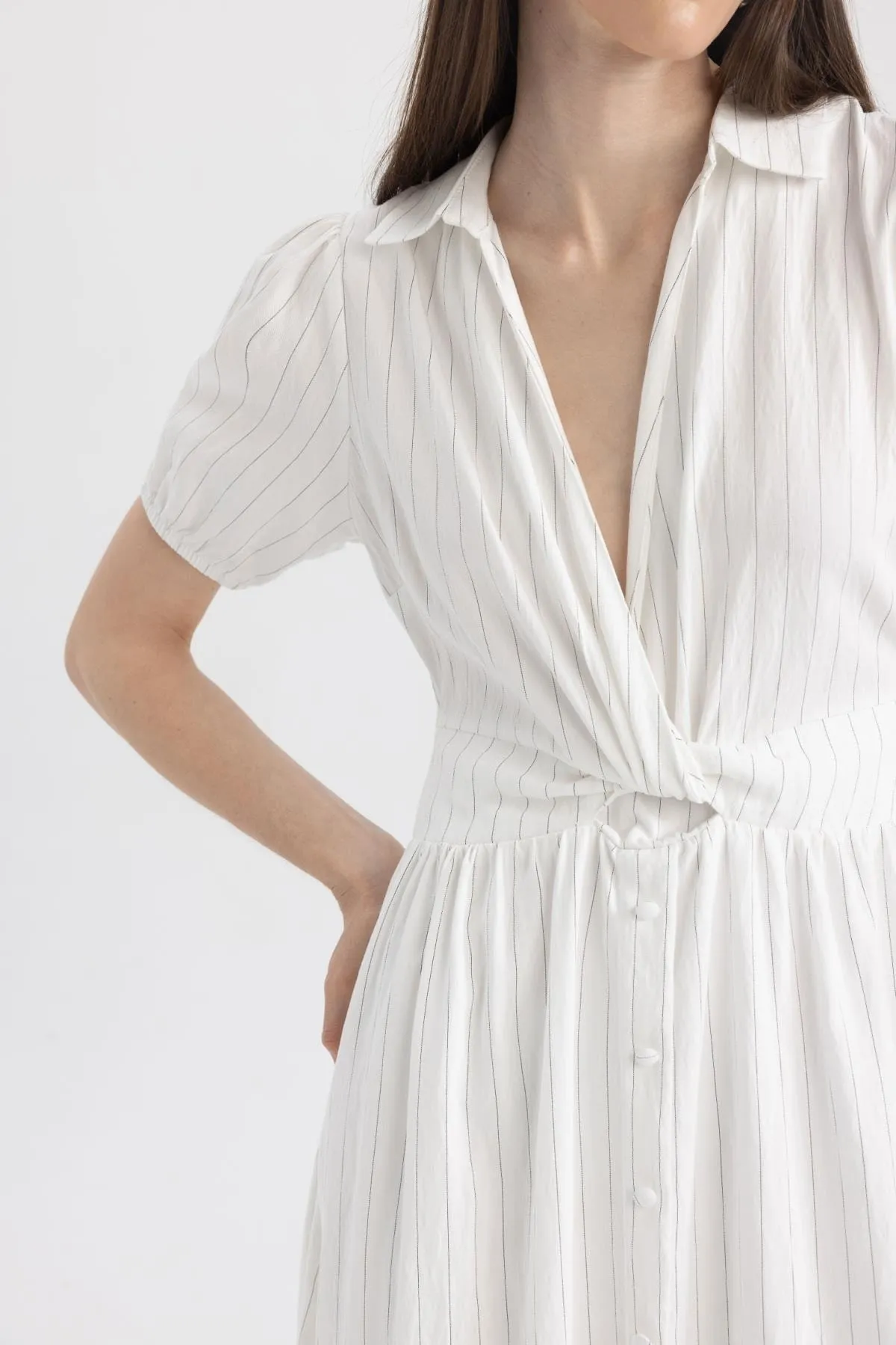 DeFacto  Gestreiftes Midi-Kurzarmkleid mit Hemdkragen