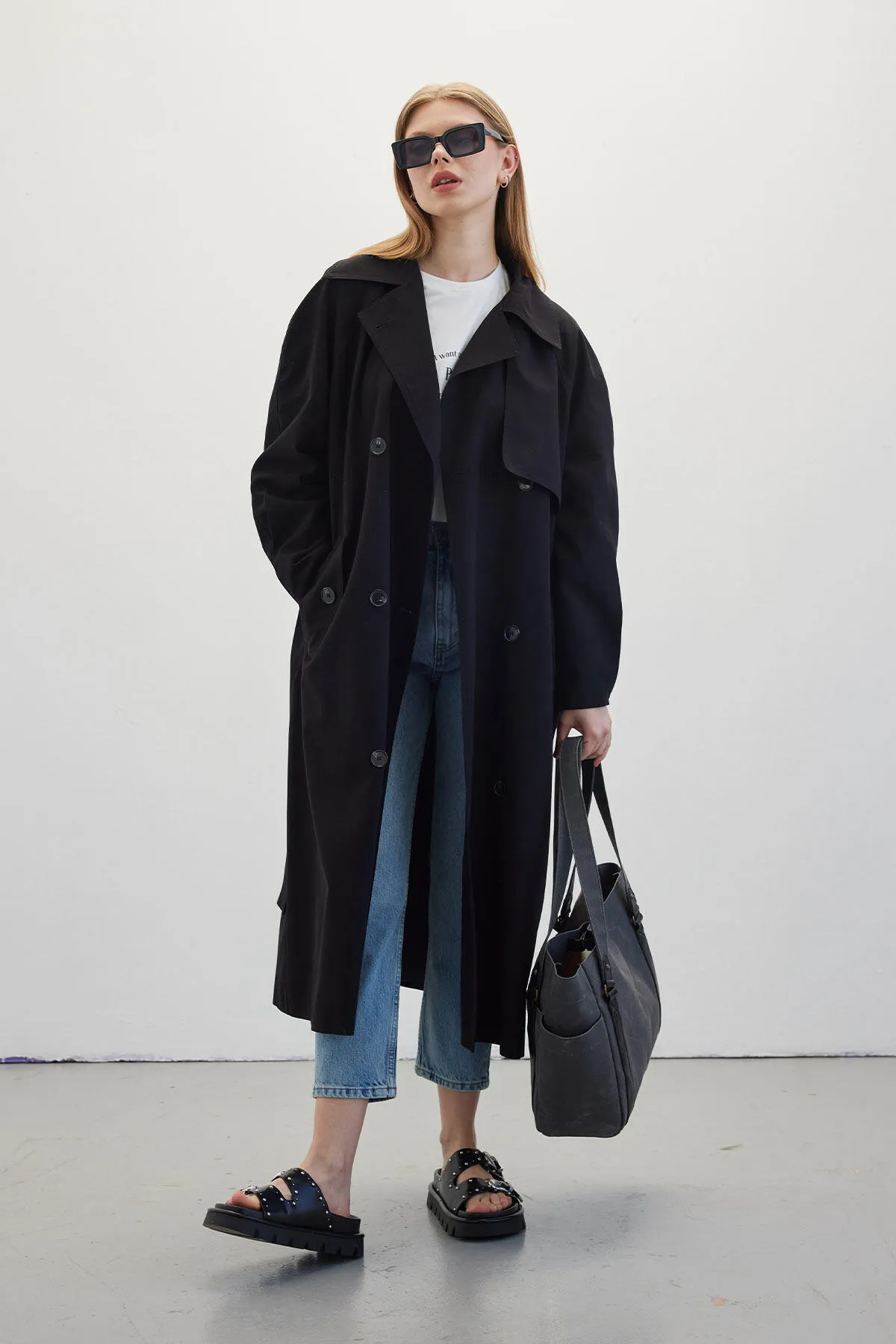 Manuka  Zweireihiger Trenchcoat in Schwarz