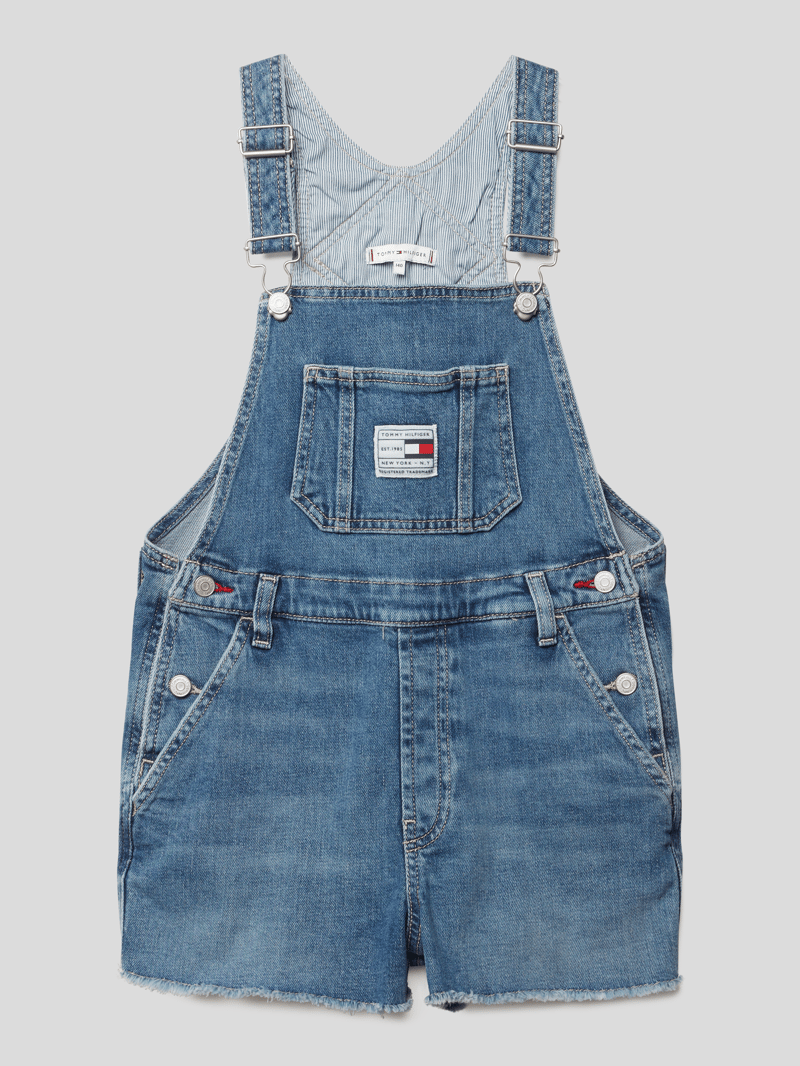 Latzhose mit Label-Patch in jeans