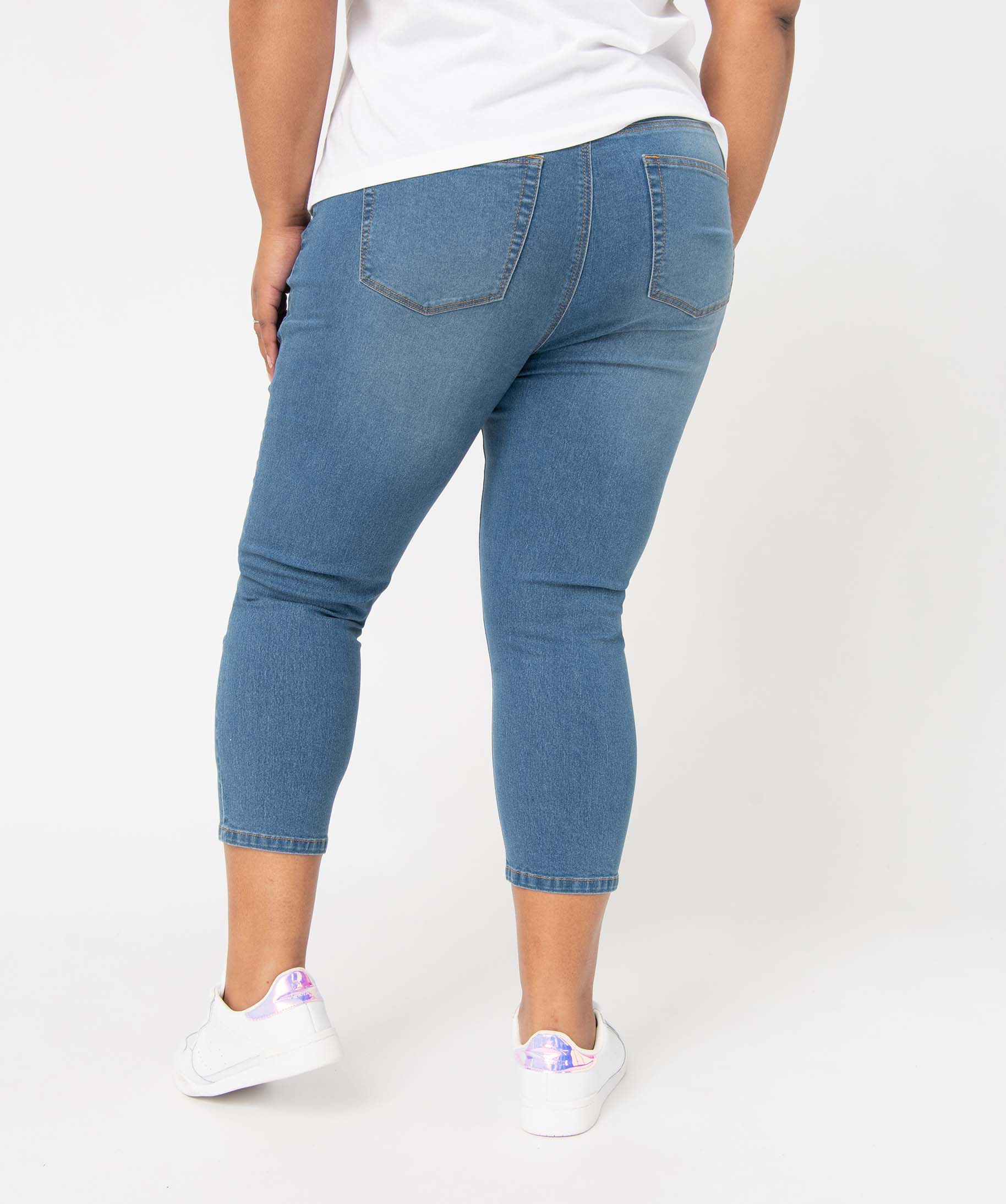 Pantacourt en jean femme grande taille en denim stretch stone | GEMO
